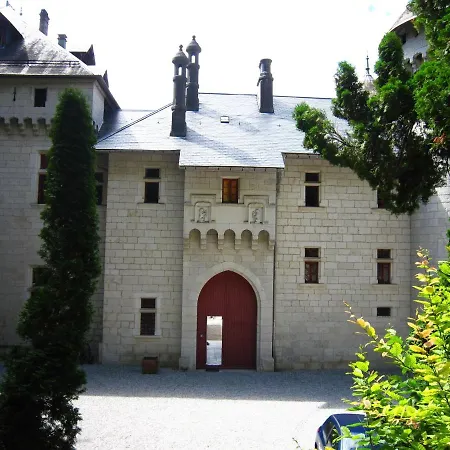 In En Chautagne With Pool Feriehus